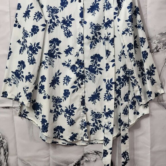SHEIN Blue & White Floral Button-Down Tunic Top XL - Picture 6 of 10